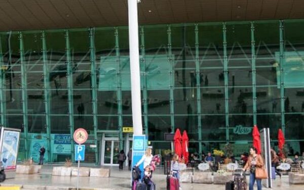 Aeroporti Ndërkombëtar i Tiranës i paprekur nga kriza globale e sistemeve kompjuterike