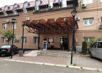 Digjen dy automjete të komunës së Zveçanit