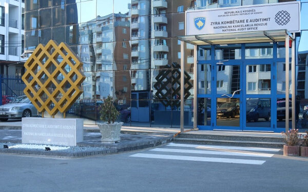 Këto janë ministritë e komunat me më së shumti shkelje, flasin nga Zyra Kombëtare e Auditimit