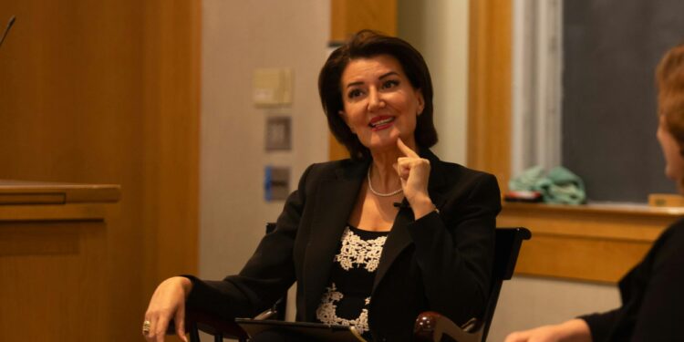 Jahjaga përgëzon vendimin e Gjykatës për dënimin e të akuzuarve për vrasjen e Marigona Osmanit