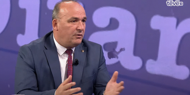 Bulliqi ngushëllon familjen e mërgimtarit që humbi jetën tragjikisht në Valbonë