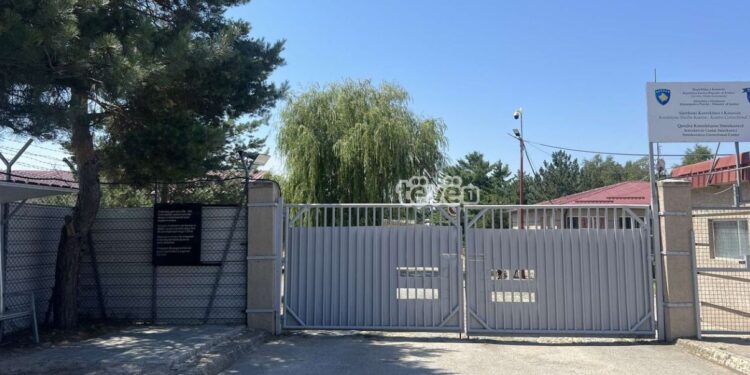 Rrëfime për jetën prapa grilave në Smrekonicë