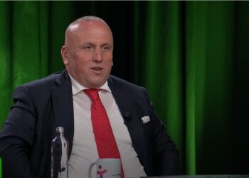 Pse situata e sigurisë energjetike e bën politiken qesharake sipas Kullës