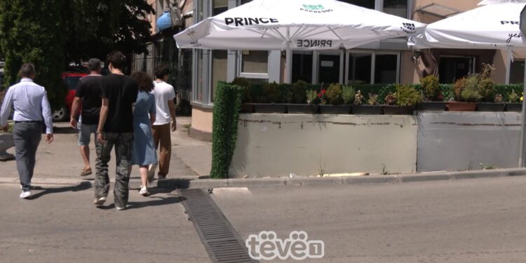 Entuziazmi i banorëve për hapjen  e “Ces’t la vie”, ish kafitera “Dolce Vita”