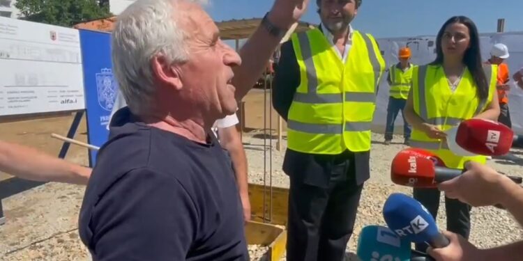 Komuna synon ndërtimin e shkollës në “Kalabri” në pronën që sipas qytetarit është e tij