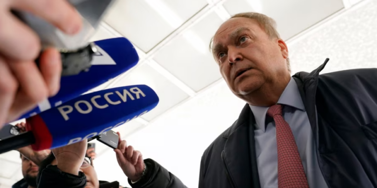 Ambasadori rus në SHBA thotë se po largohet nga detyra