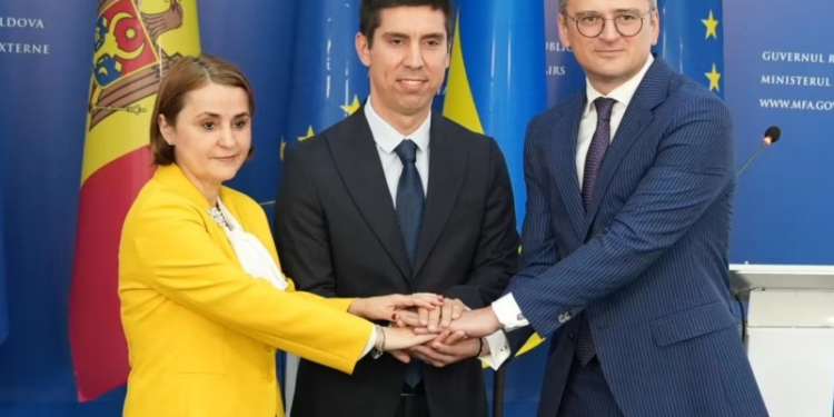 Moldavia, Rumania e Ukraina nënshkruajnë marrëveshje për luftimin e dezinformatave ruse