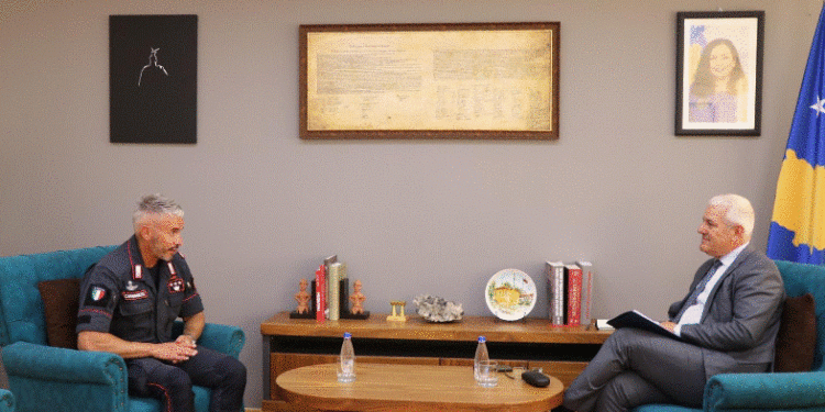 Sveçla priti në takim Komandantin e Carabinieri MSU-së në Kosovë