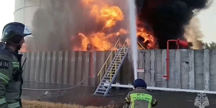 Rusia thotë se Ukraina ka sulmuar një depo nafte në Rostov