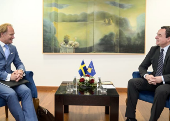 Kurti takon ambasadorin e Suedisë, flasin për anëtarësimin në NATO