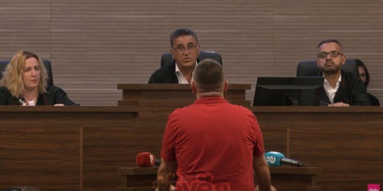 Gjykimi ndaj dy të akuzuarve për krime lufte drejt fundit, familjarët presin drejtësi