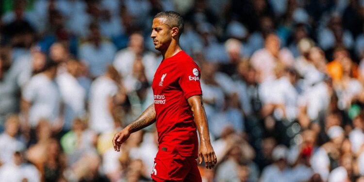 Thiago tërhiqet nga futbolli aktiv