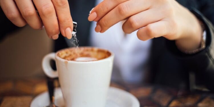 Çfarë ndodh me trupin tuaj kur ndaloni së ngrëni sheqer?