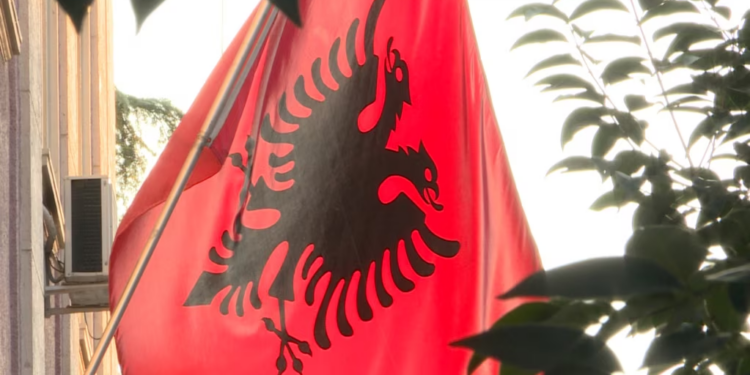 Shqipëri: Ish-ministri Beqaj në paraburgim nën dyshimin për korrupsion