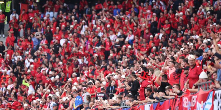FSHF gjobitet sërish nga UEFA shkaku i tifozëve