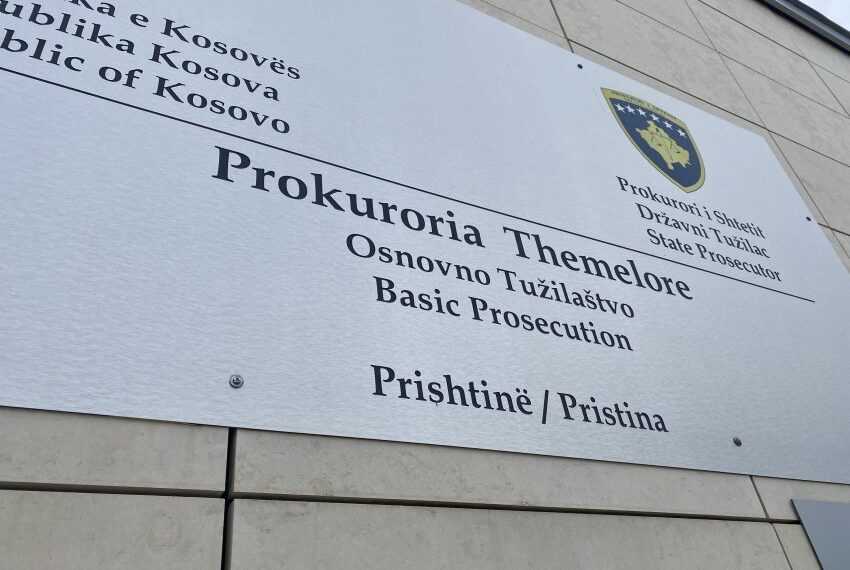 Kërkohet paraburgim ndaj dy personave, dyshohen për keqpërdorim të kartelave bankare