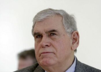 Vllasi kritikon ministren Haxhiu: Mos të bëhemi shtet qesharak