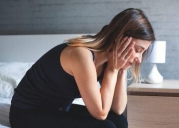 Depresioni mund të kontribuojë në humbjen e kujtesës dhe anasjelltas