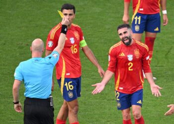 Carvajal e Le Normand kompletojnë Spanjën