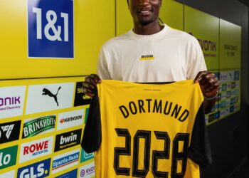 Guirassy i bashkohet Dortmundit