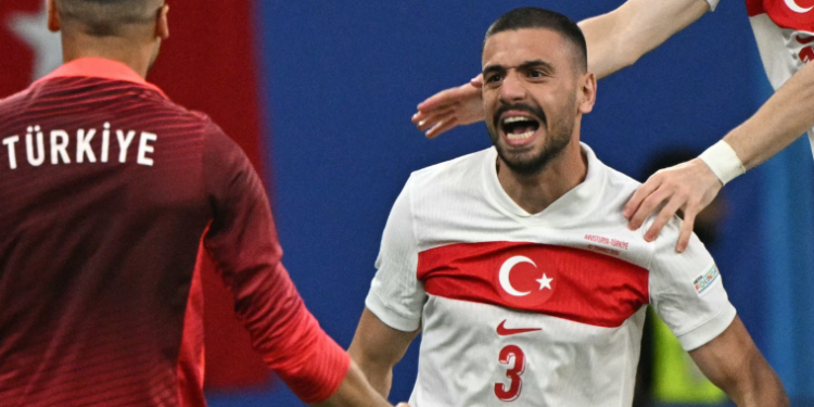 Demiral po hetohet nga UEFA