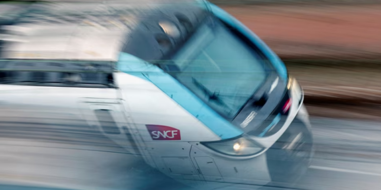 Rikthehen në qarkullim disa nga trenat e shpejtë në Francë