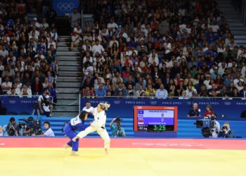 Distria me lehtësi avancon në çerekfinale