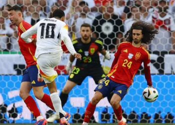 Gjermanët me peticion për duelin me Spanjën