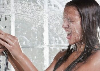 Edhe disa të mira tjera që ka dushi me ujë të ftohtë