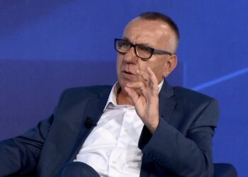 Hasani: Kushtet e Kurtit në dialog bëhen vetëm për përdorim të brendshëm