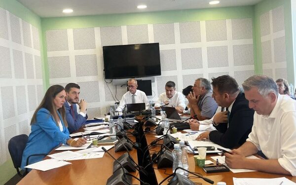 Mbi 11 milionë euro u shpenzuan për blerjen e teksteve shkollore