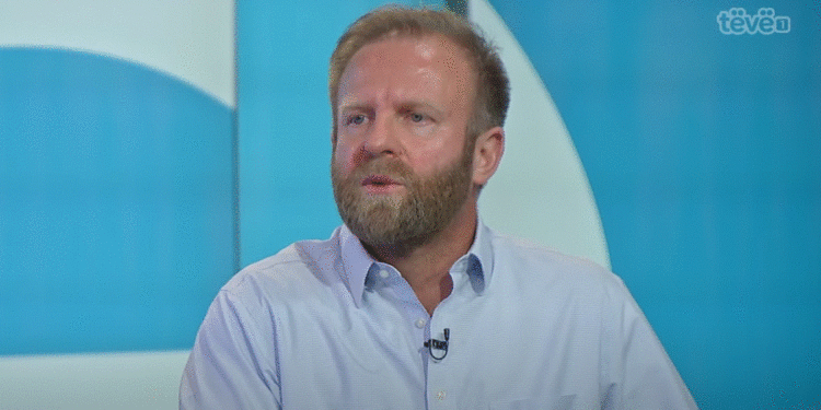 Abazi: Haxhiu ministre e papërgjegjshme, të jap dorëheqje