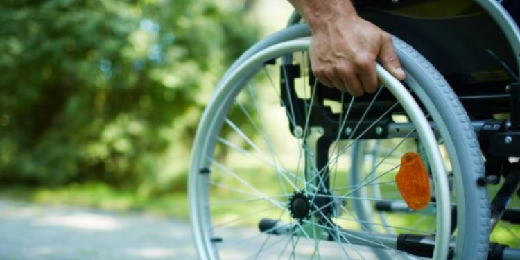 Mungesa e ashensorëve ua vështirëson qasjen në objekte