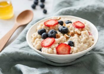 Disa ushqime që këshillohet të shmangen në mëngjes