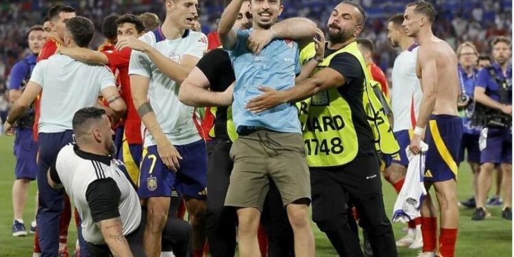 Sigurimi e lëndoi, Morata mund të mungoj në finale