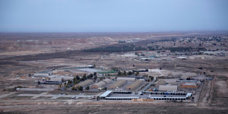 ShBA-ja kryen sulm “mbrojtës” në Irak