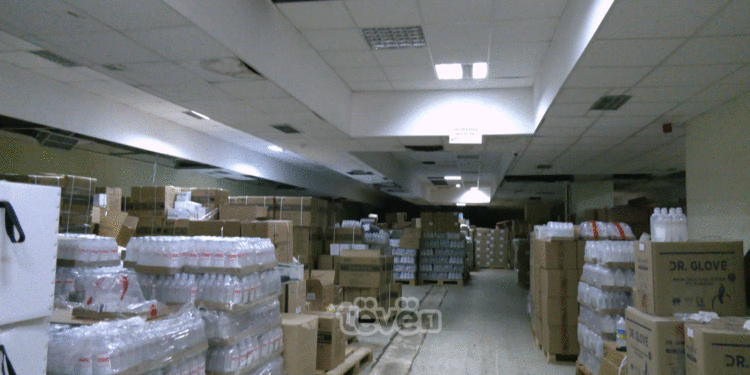 Tavane të hapura e mungesë ndriçimi, në gjendje të mjerueshme depoja e MSh-së ku ruhen barnat