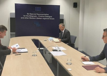 Fillon takimi mes Bislimit dhe Petkoviqit në Bruksel