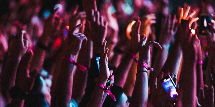 Sot fillon festivali “Sunny Hill”