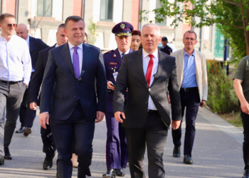 Kosova dhe Shqipëria me kontrolle të përbashkëta në pikëkalimet kufitare, Sveçla e Balla nesër nënshkruajnë protokollin