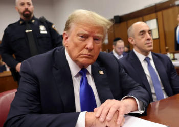 Trump kërkon që të anulohet dënimi për paratë e heshtura