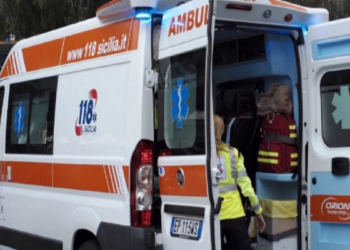 ​Furgoni me turistë shqiptarë përplaset në Itali – 16 të lënduar