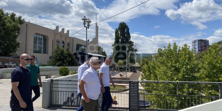 Sveçla viziton urën e Ibrit në Mitrovicë të Veriut