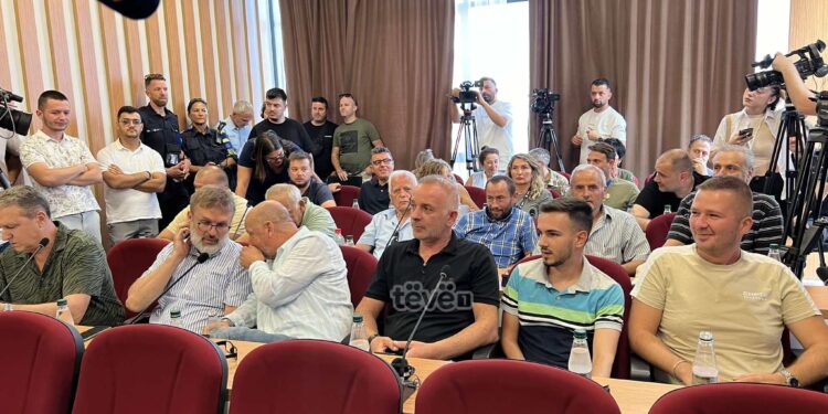 Çfarë ndodhi në takimin me qytetarët për hapjen e urës së Ibrit