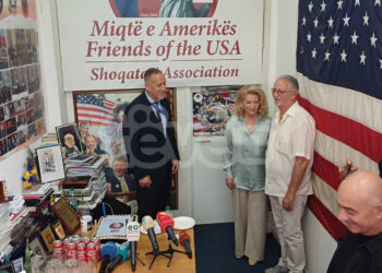 “Miqtë e Amerikës” festojnë ditëlindjen e 78-të Bill Clinton