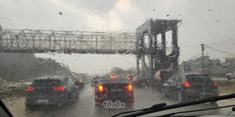 Stuhi shiu e breshëri në disa pjesë të vendit