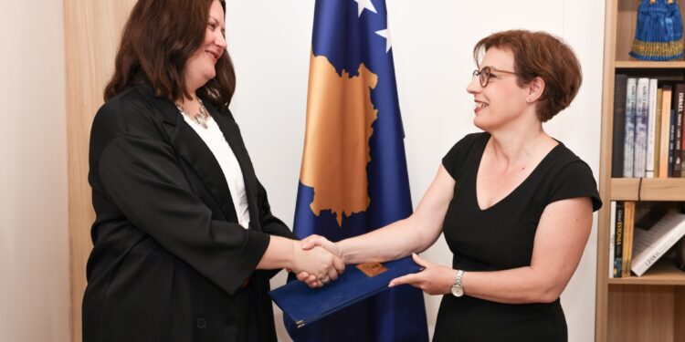 Edona Maloku – Bërdyna, ambasadore e re e Kosovës në Portugali
