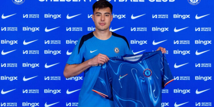 Chelsea siguron shërbimet e mbrojtësit Anselmino