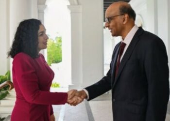 Osmani i uron presidentit të Singaporit, Ditën Kombëtare