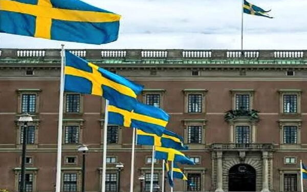 Suedia mbyll përkohësisht Ambasadën e Bejrutit